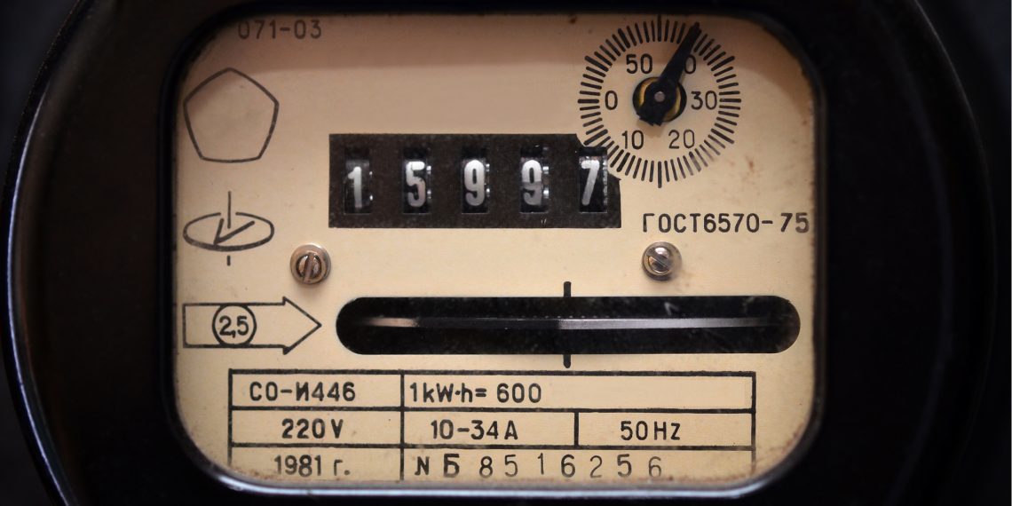 zastavlyayut-menyat-schetchik-elektroenergii-im-7